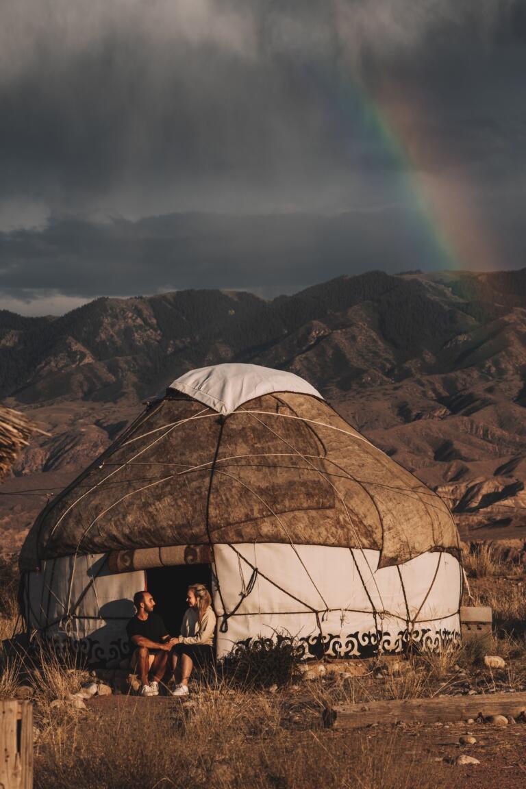 Spaní v jurtě, Issyk Kul, Kyrgyzstán