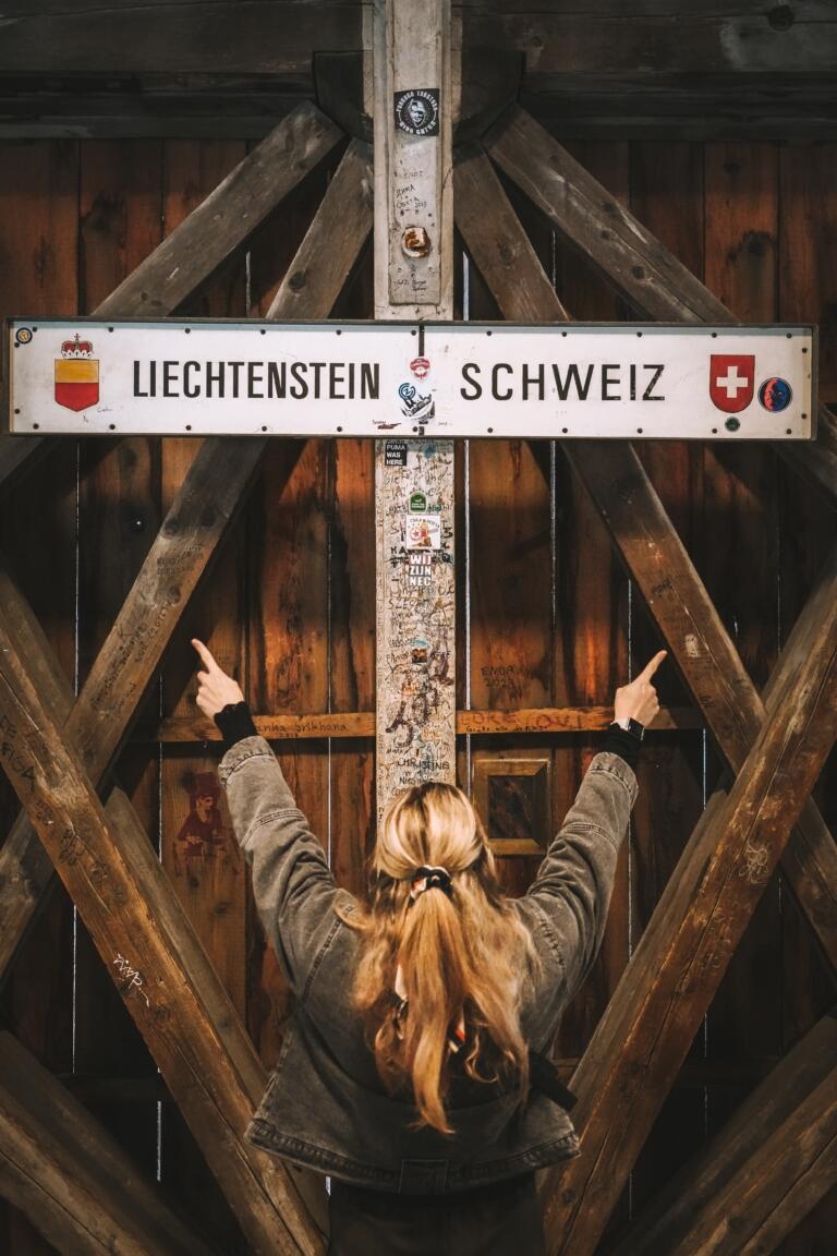 Alte Rheinbrucke, Vaduz